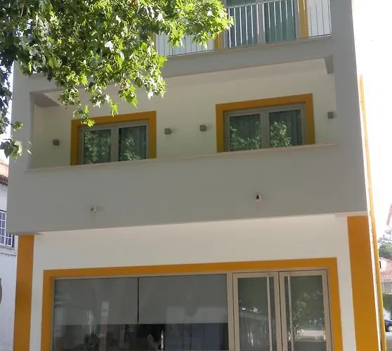 בית כפרי Barquinha River House *